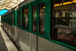 Viol dans le métro : plainte d'une étudiante agressée en plein jour à Paris